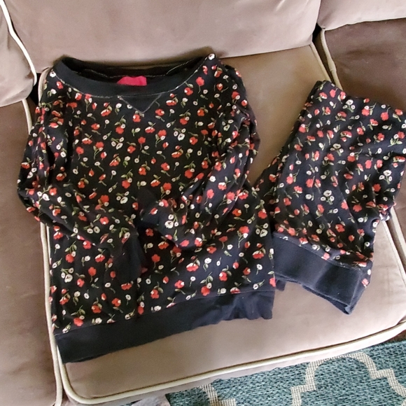 Victoria's Secret Other - Victoria Secret Thermal Pjs